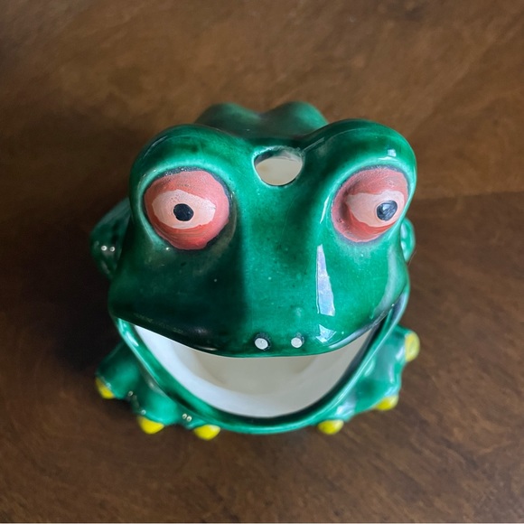 Vintage Ceramic Frog - Picture 5 of 8